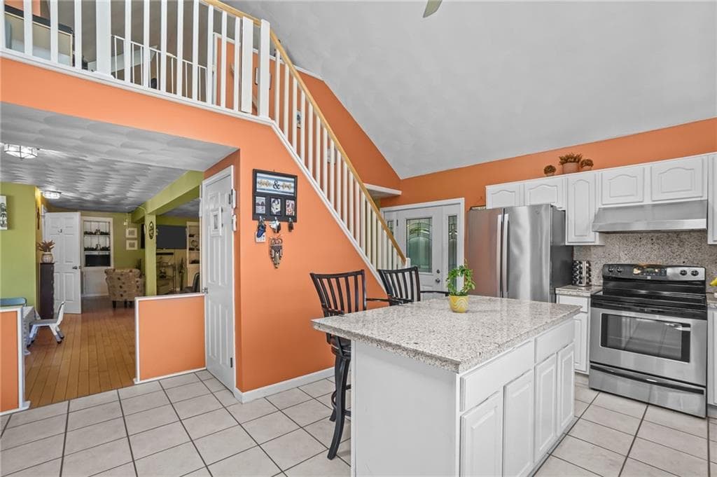 1304 New London Avenue photo 9