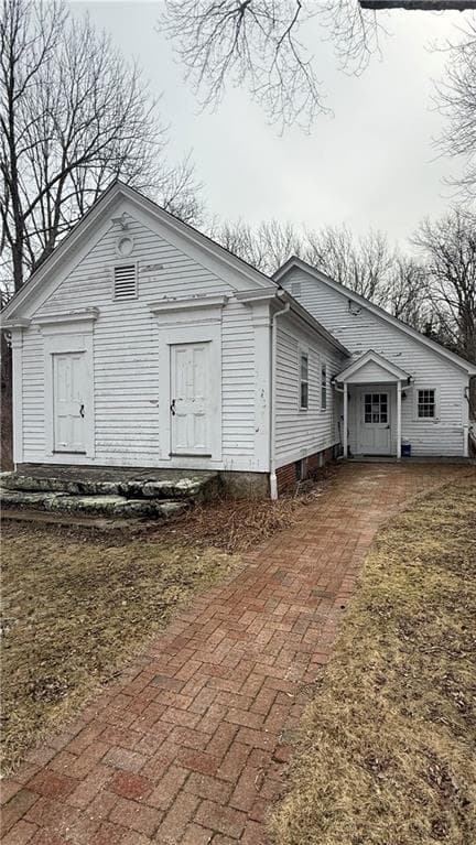 Single Family Residence at 81 A Moosup Valley Road, Foster, photo 12 of 14