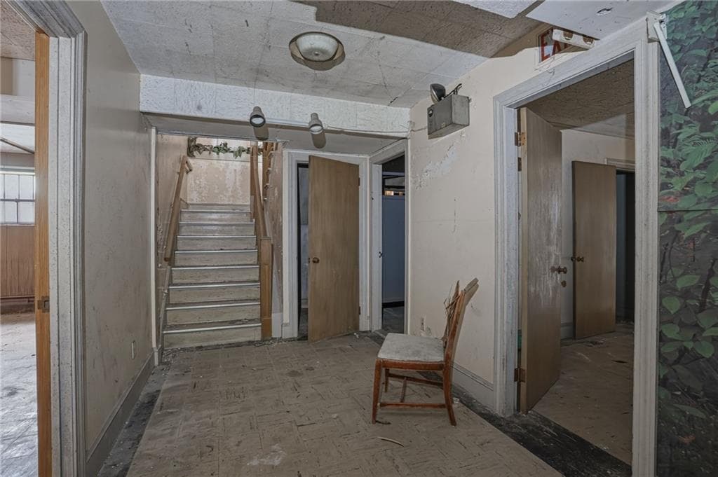 76 Providence Street photo 25