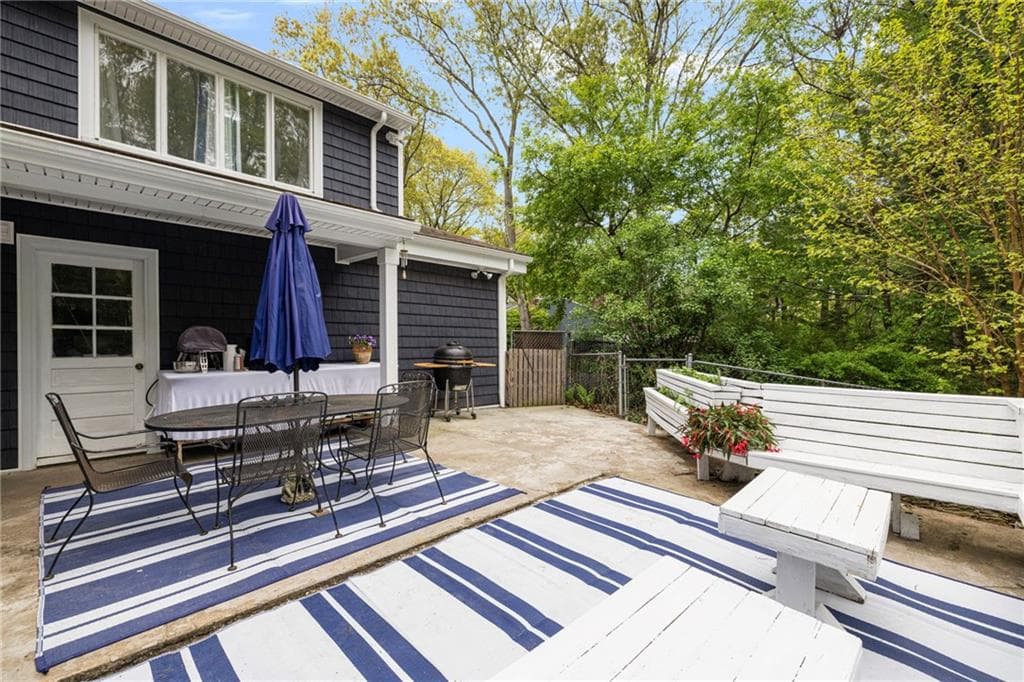 1 Gladridge Drive photo 32