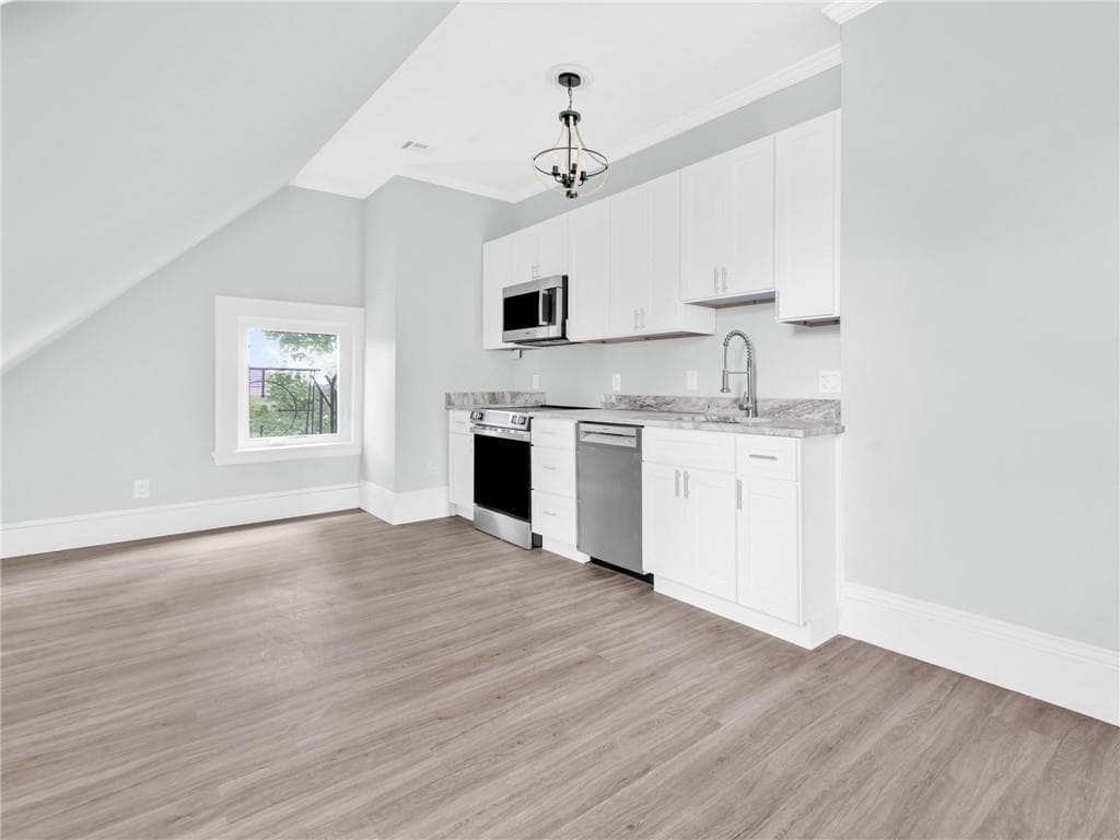 Condominium at 166 Waterman Street UNIT 3, Providence, photo 6 of 22
