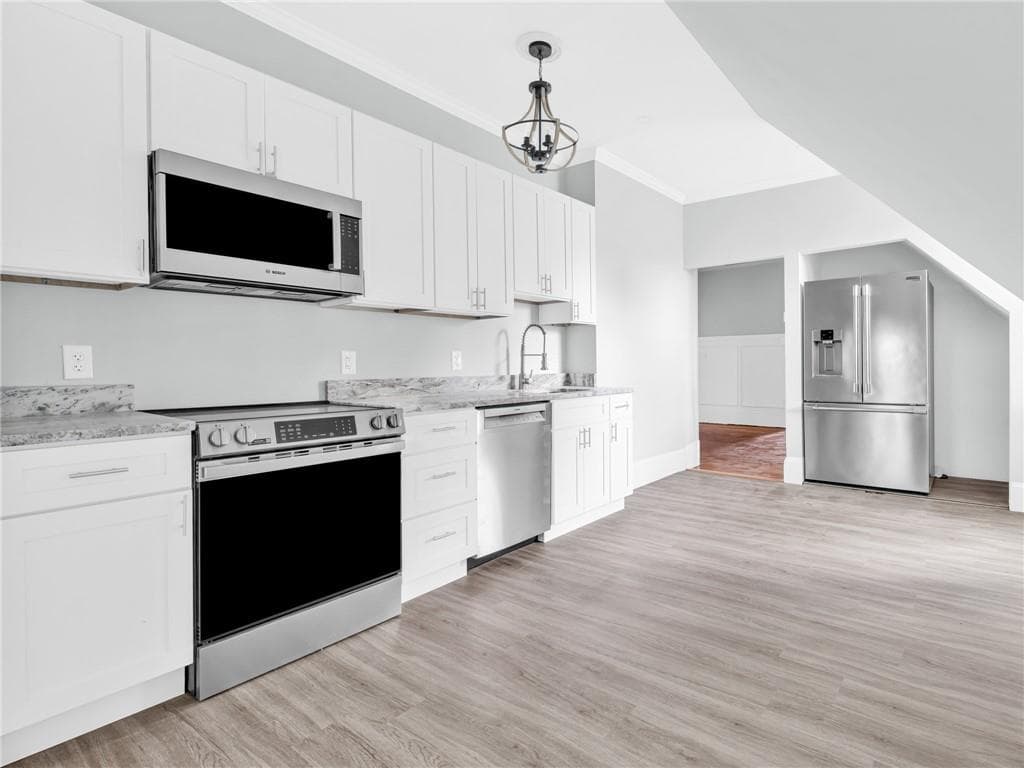 Condominium at 166 Waterman Street UNIT 3, Providence, photo 7 of 22
