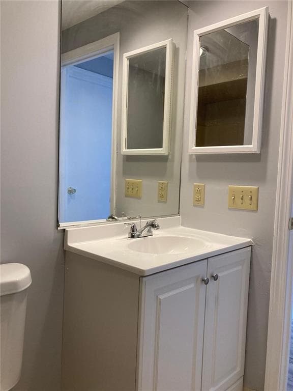 715 Cottage Street photo 18