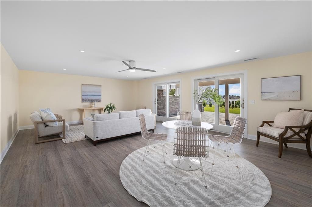 84 Carver Lane photo 42