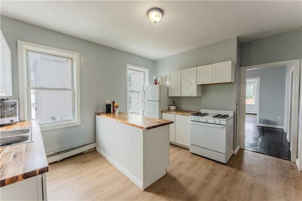 Multi Family at 271 Union Avenue, Providence, photo 7 of 18