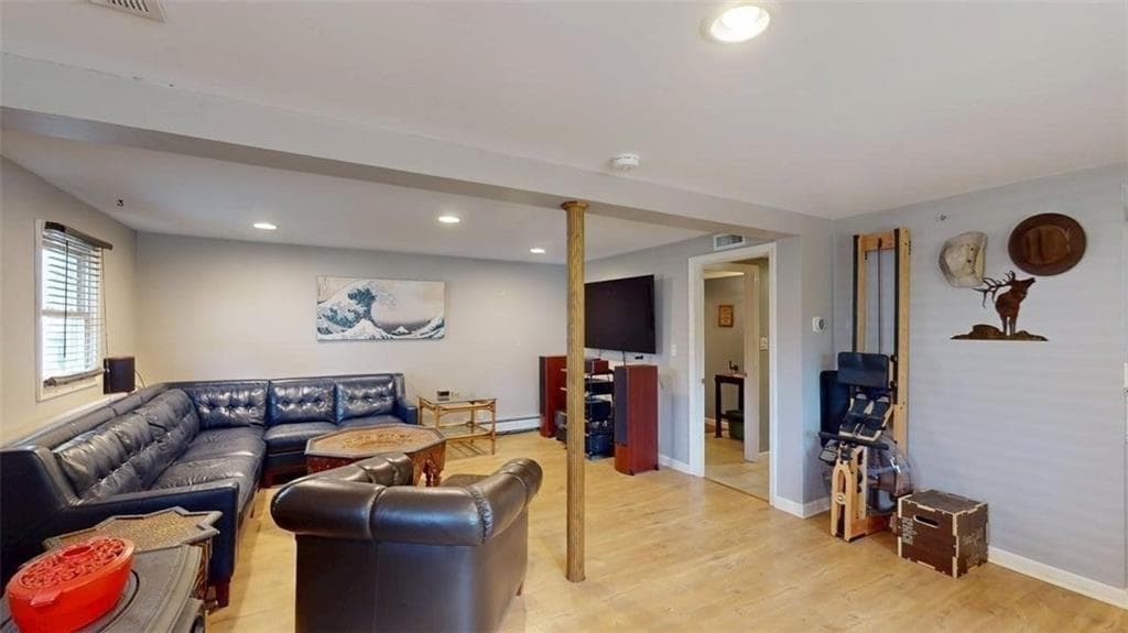 150 Coolidge Street photo 11