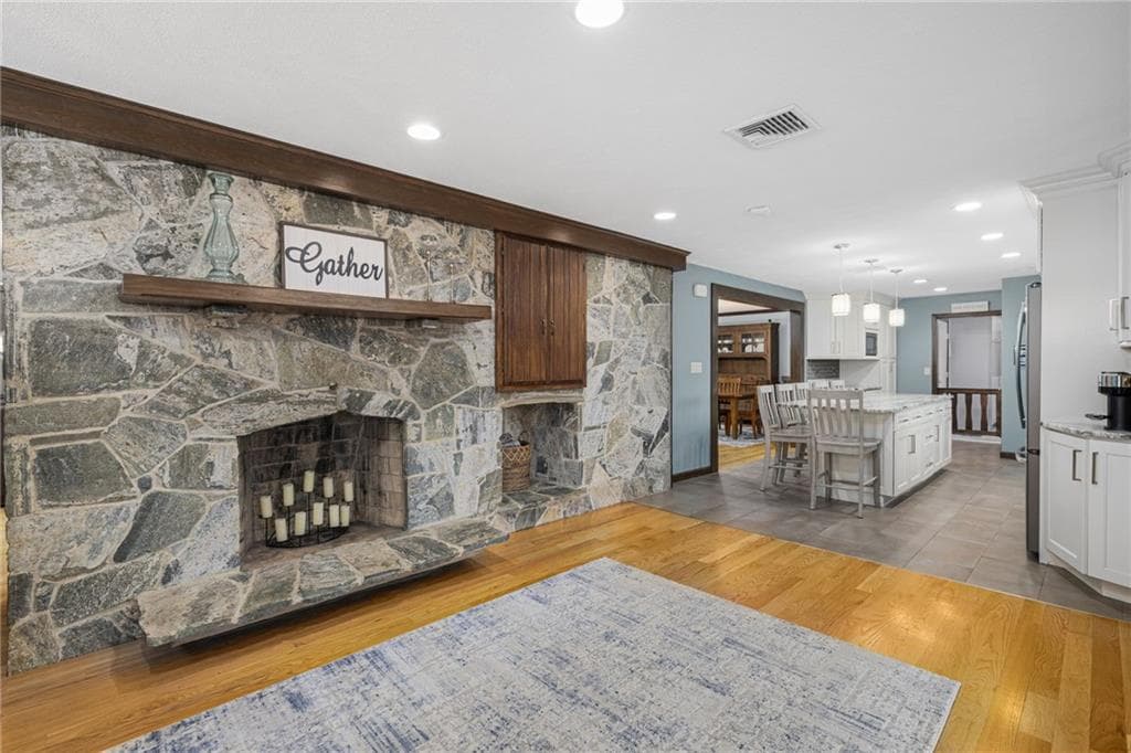Multi Family at 365 367 West Wrentham Road, Cumberland, photo 13 of 49