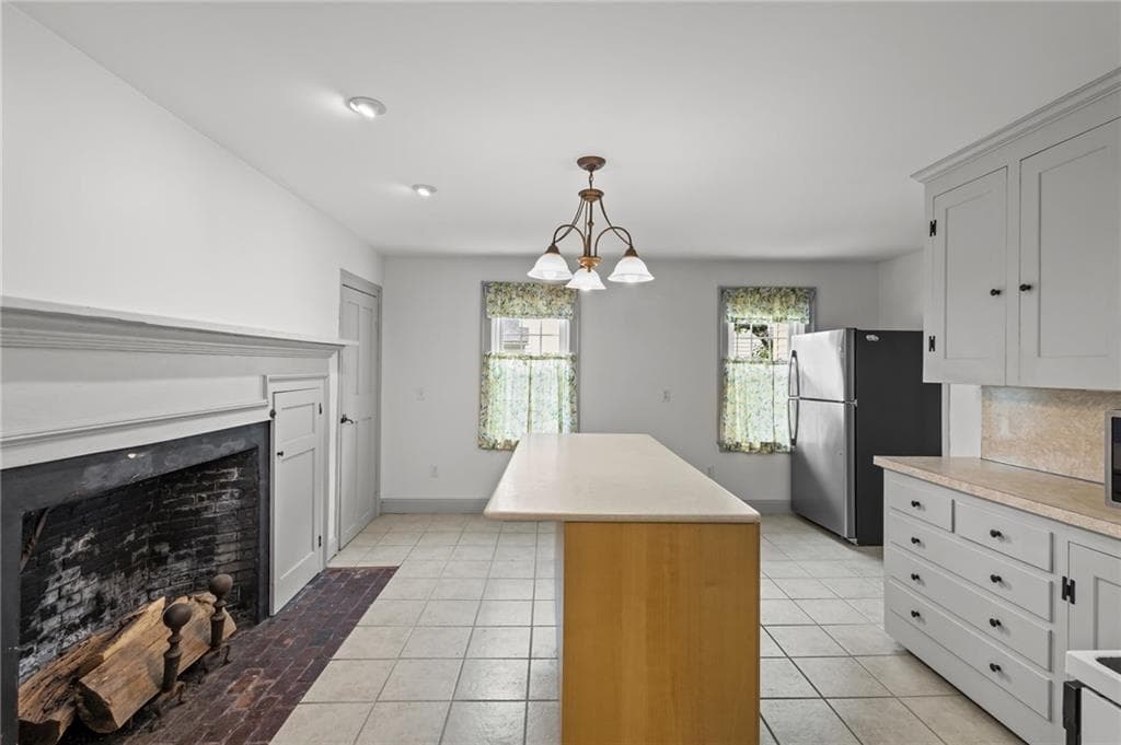 Multi Family at 189 Danielson Pike, Scituate, photo 4 of 44