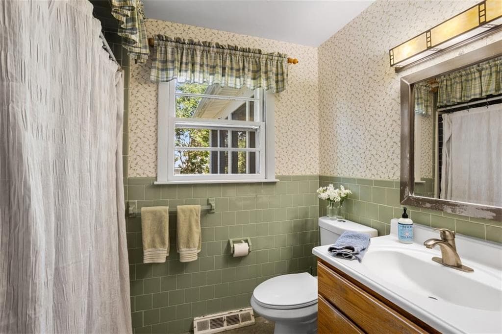 Single Family Residence at 52 Exchange Road, West Warwick, photo 22 of 36