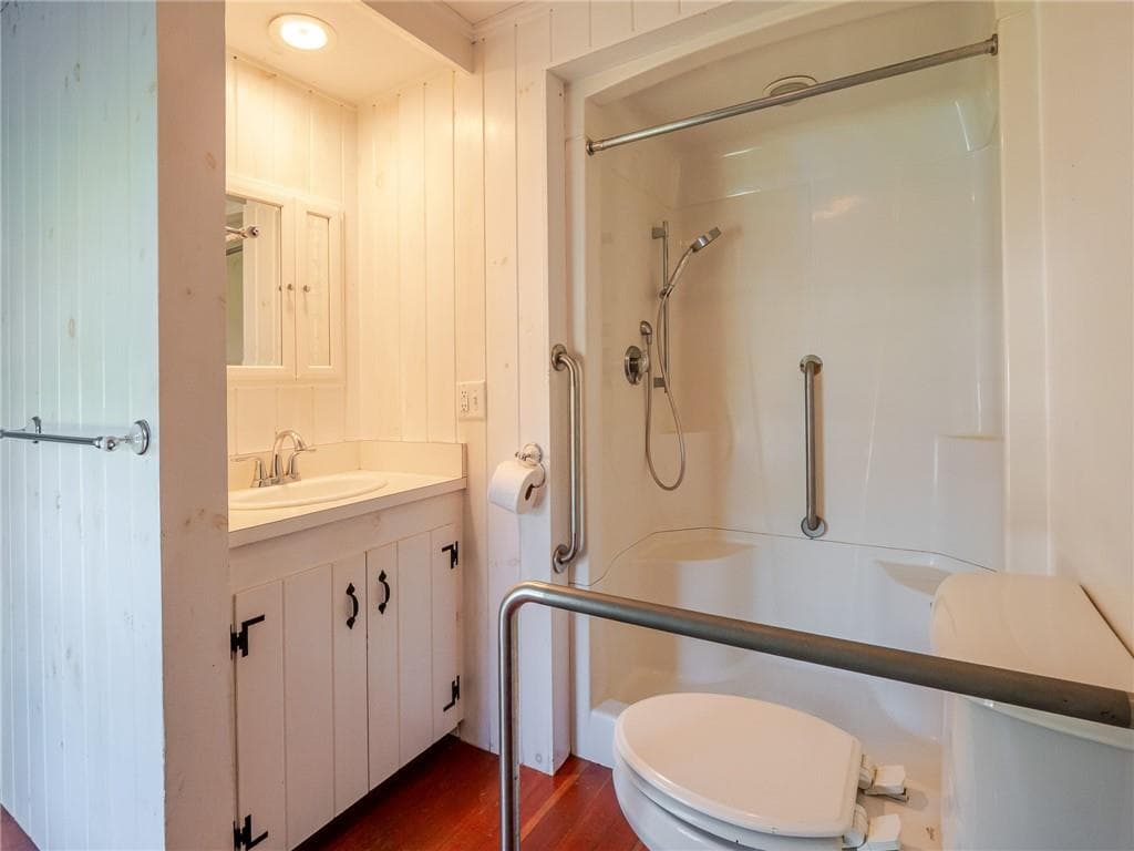 Multi Family at 657 Danielson Pike, Scituate, photo 11 of 26