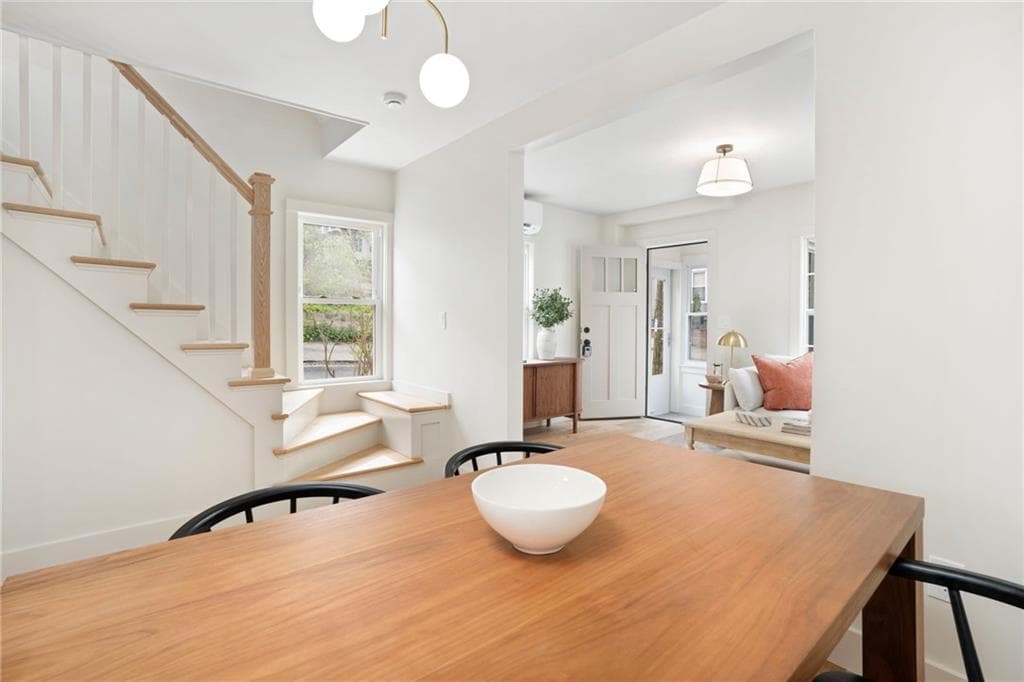 54 56 Grand View Street photo 13