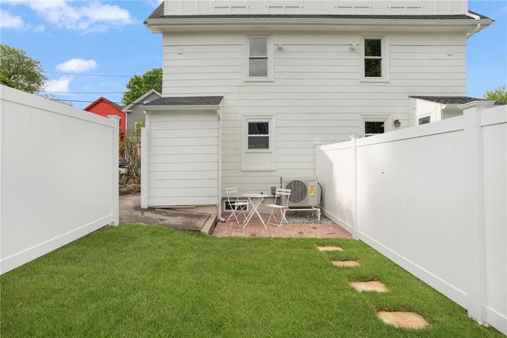 54 56 Grand View Street photo 5