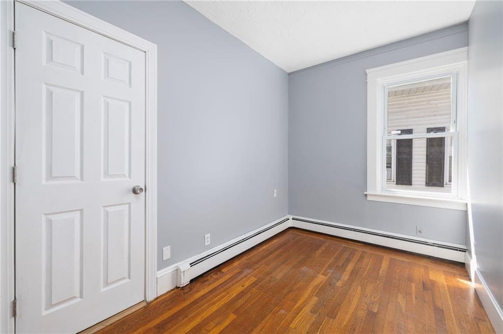 559 Branch Avenue photo 22