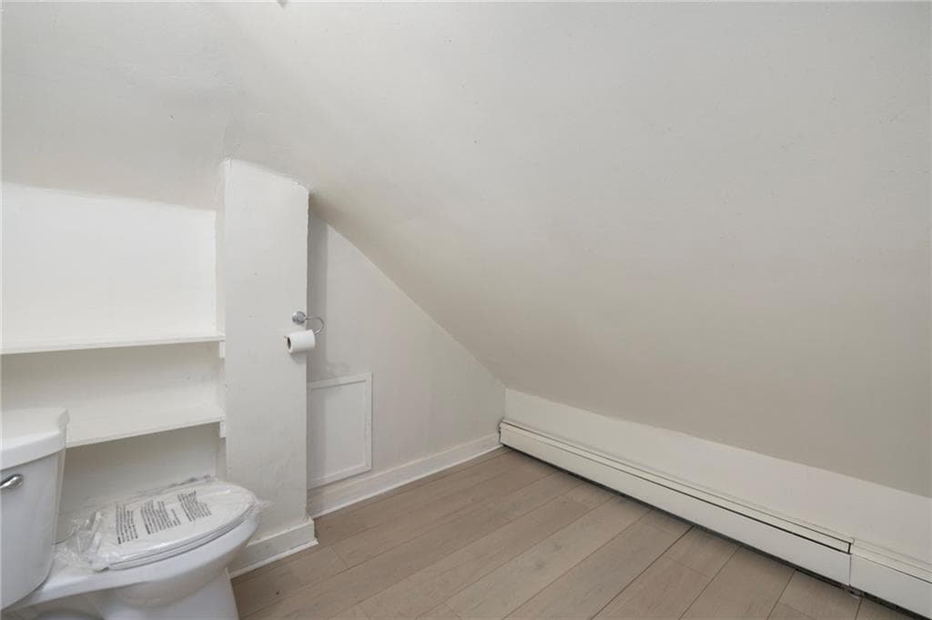 559 Branch Avenue photo 35
