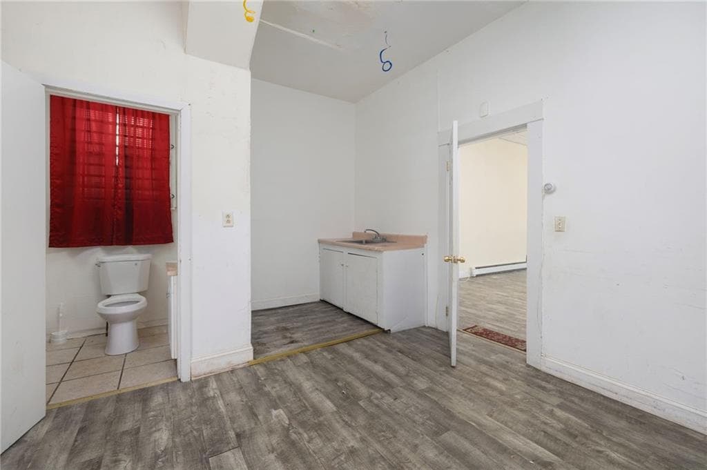 559 Branch Avenue photo 12