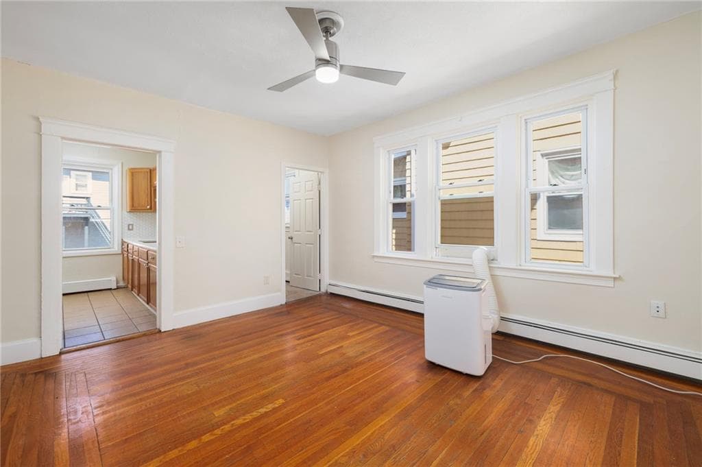 559 Branch Avenue photo 25