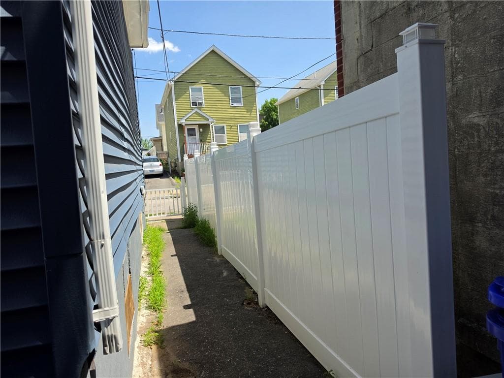 Multi Family at 25 Seabury Street, Providence, photo 6 of 25