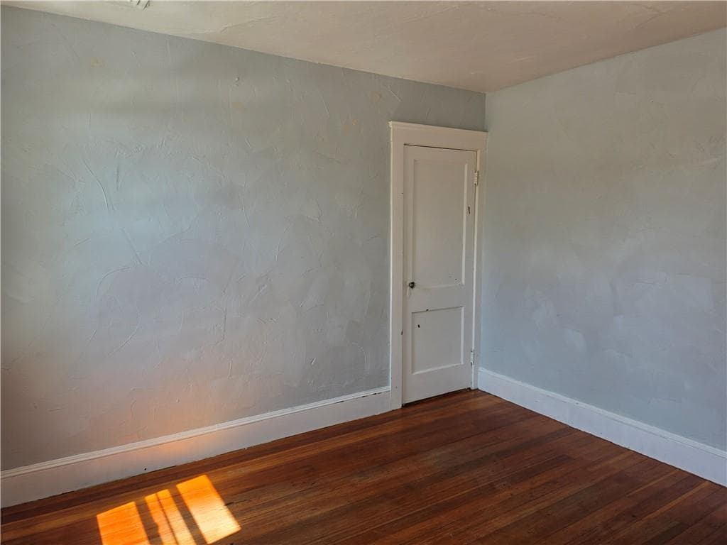Multi Family at 112 Bernon Street, Providence, photo 23 of 35