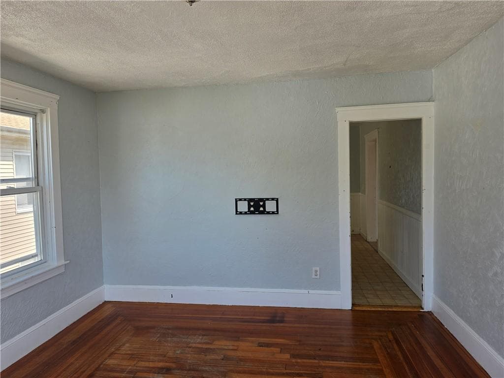 Multi Family at 112 Bernon Street, Providence, photo 16 of 35