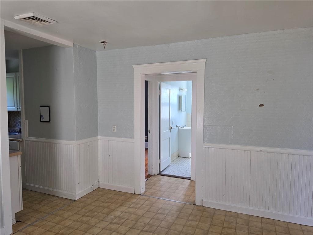 Multi Family at 112 Bernon Street, Providence, photo 26 of 35