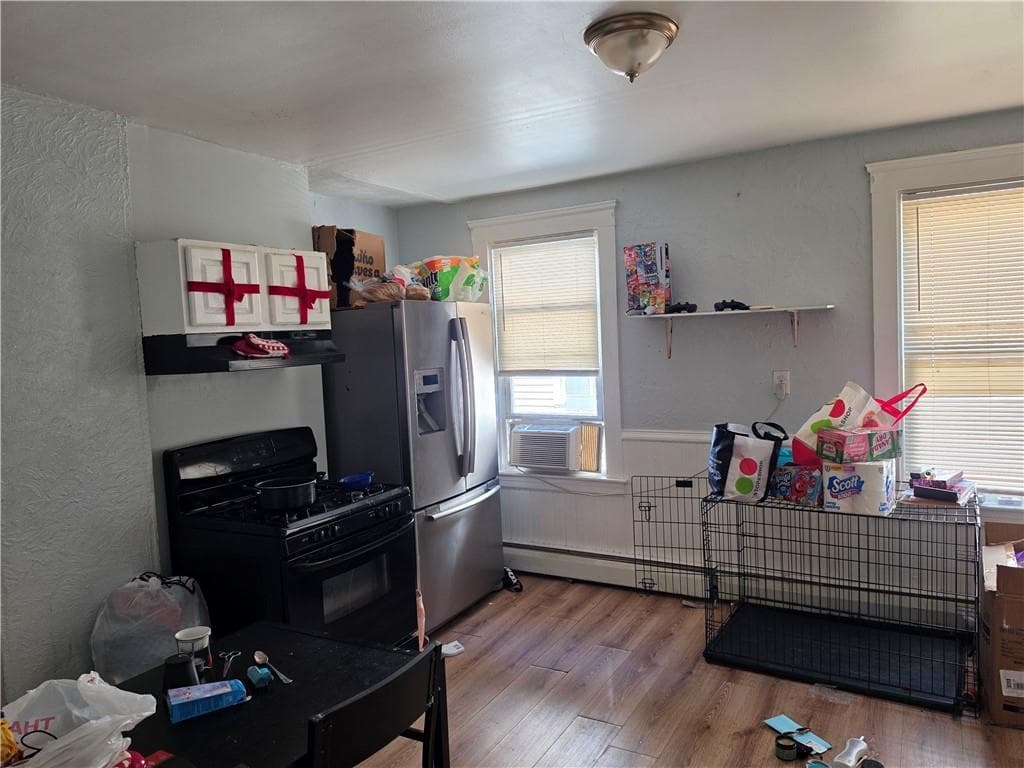 Multi Family at 112 Bernon Street, Providence, photo 5 of 35