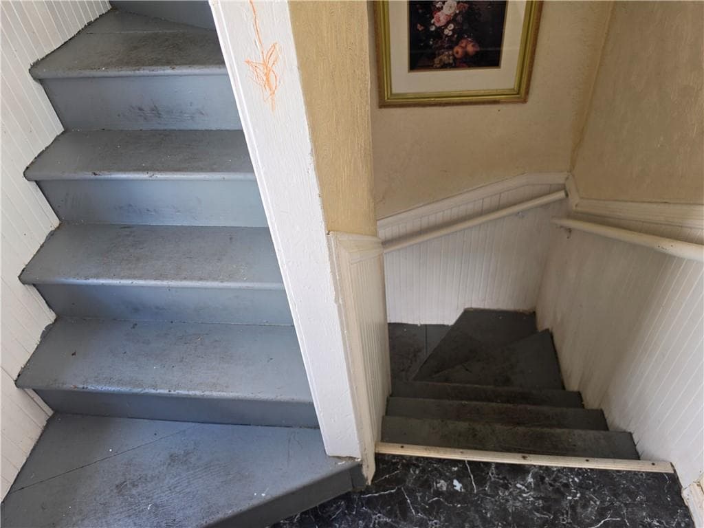 Multi Family at 112 Bernon Street, Providence, photo 29 of 35