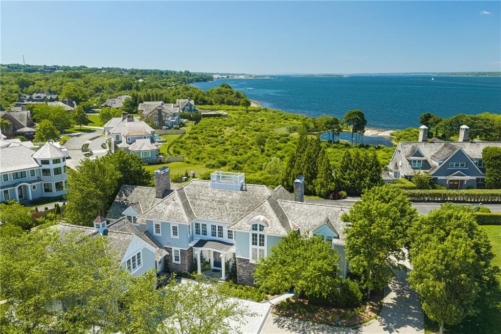 Single Family Residence at 231 Carnegie Harbor Drive, Portsmouth, photo 37 of 38