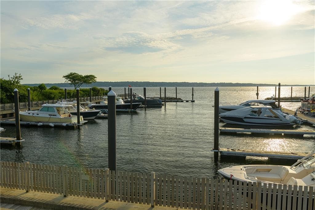 Single Family Residence at 231 Carnegie Harbor Drive, Portsmouth, photo 35 of 38