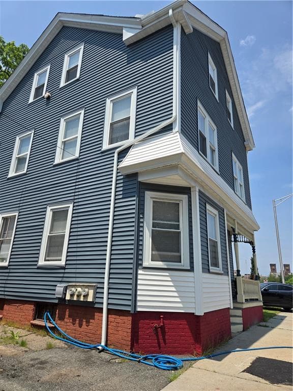 Multi Family at 73 Beacon Avenue, Providence, photo 36 of 36