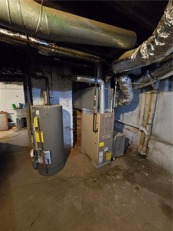 Multi Family at 73 Beacon Avenue, Providence, photo 34 of 36