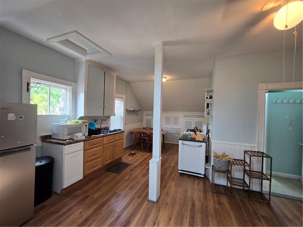 Multi Family at 73 Beacon Avenue, Providence, photo 31 of 36
