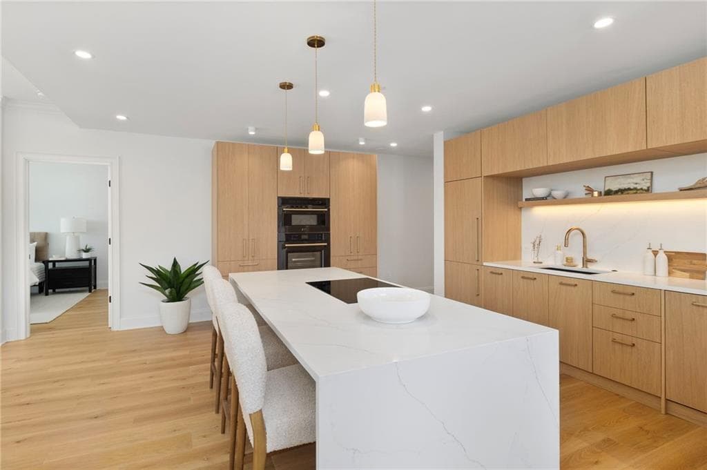 Condominium at 1 Tower Drive UNIT 102, Portsmouth, photo 2 of 25