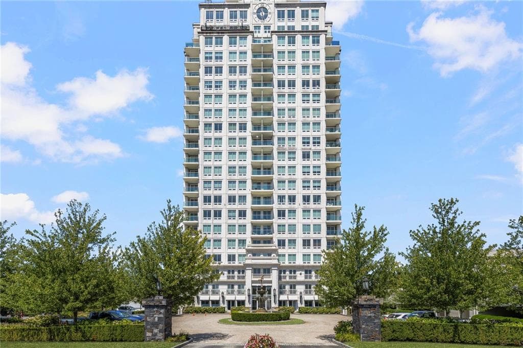 Condominium at 1 Tower Drive UNIT 102, Portsmouth, photo 20 of 25