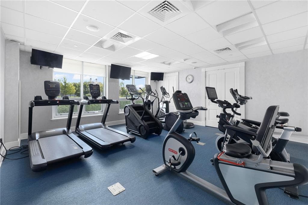 Condominium at 1 Tower Drive UNIT 102, Portsmouth, photo 24 of 25