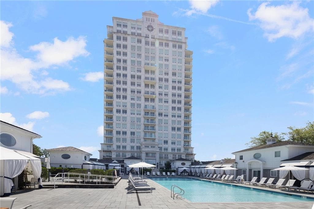 Condominium at 1 Tower Drive UNIT 102, Portsmouth, photo 21 of 25