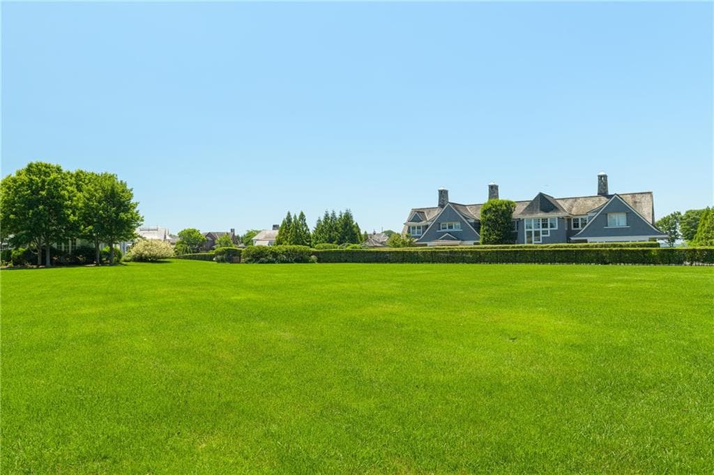 Unimproved Land at 0 Carnegie Harbor Drive, Portsmouth, photo 4 of 5