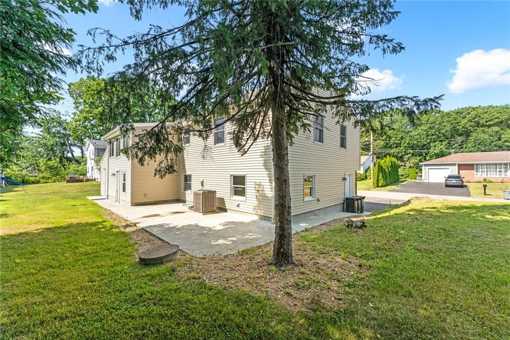 Single Family Residence at 44 Atwells Avenue, Johnston, photo 31 of 36