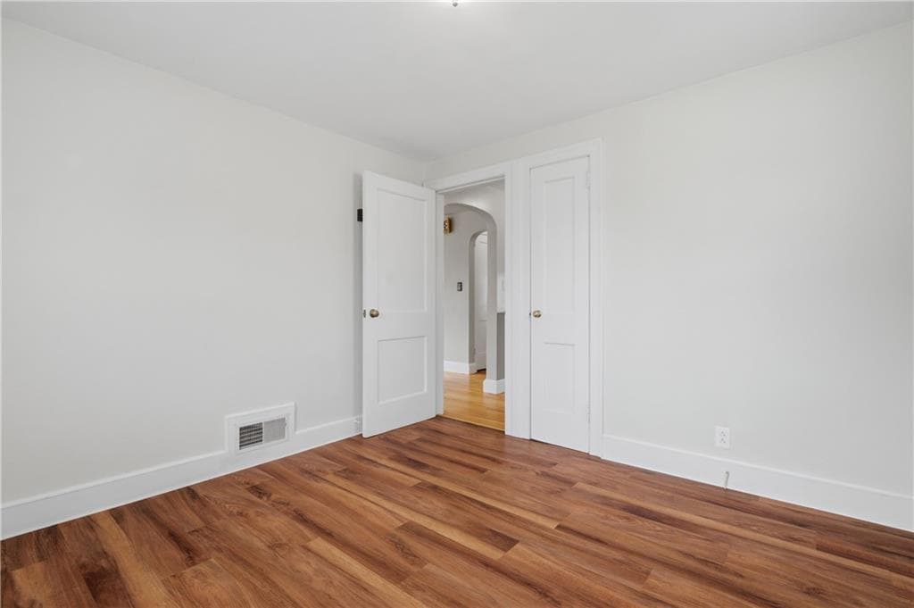 74 Macarthur Road photo 17