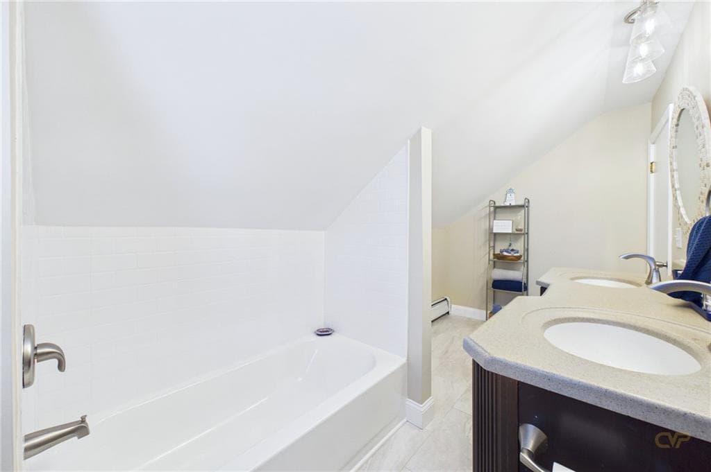 87 Stowe Street photo 16