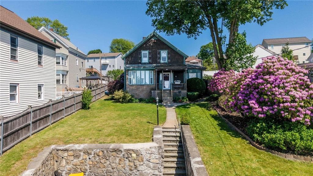 87 Stowe Street photo 29