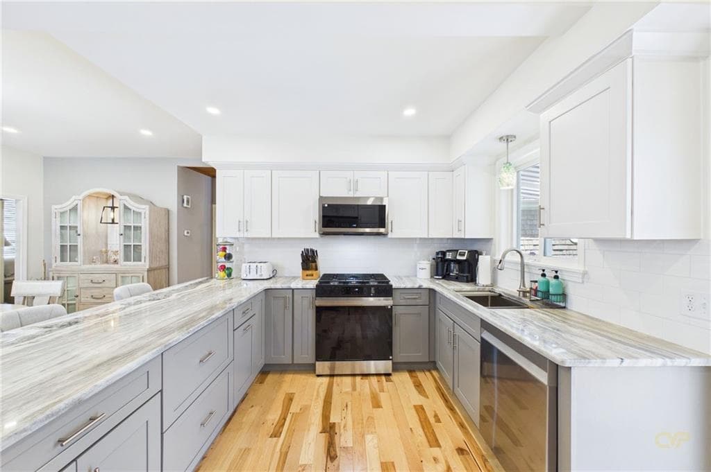 87 Stowe Street photo 4