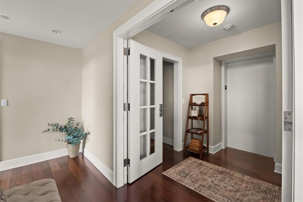 1 Tower Drive UNIT 1106 photo 2