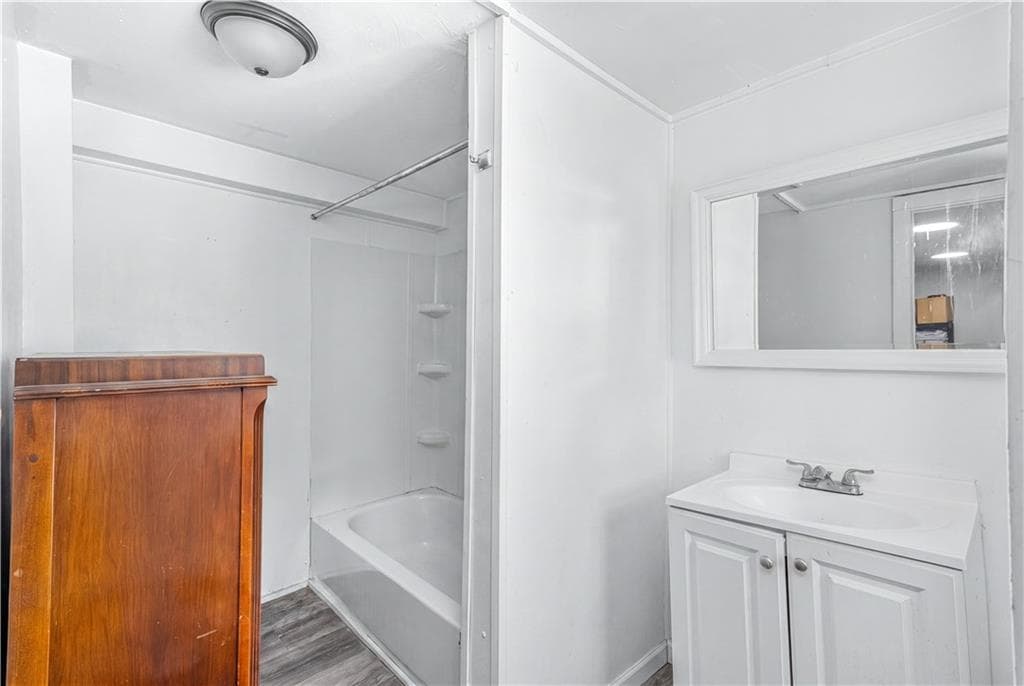 71 Roberts Street photo 27