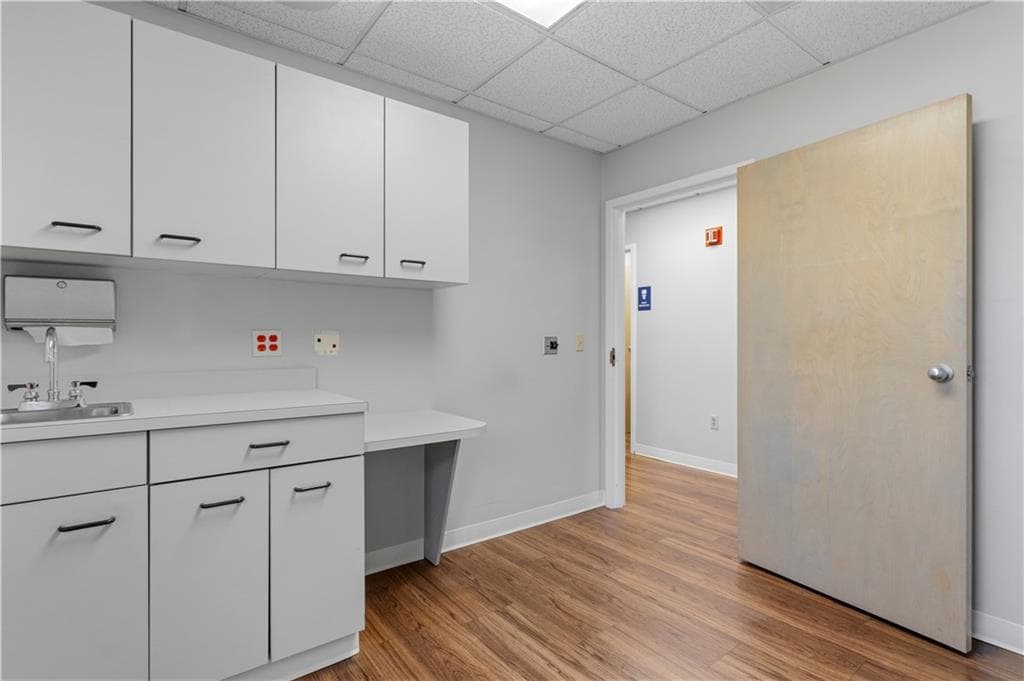320 Phillips Street UNIT 201 photo 27