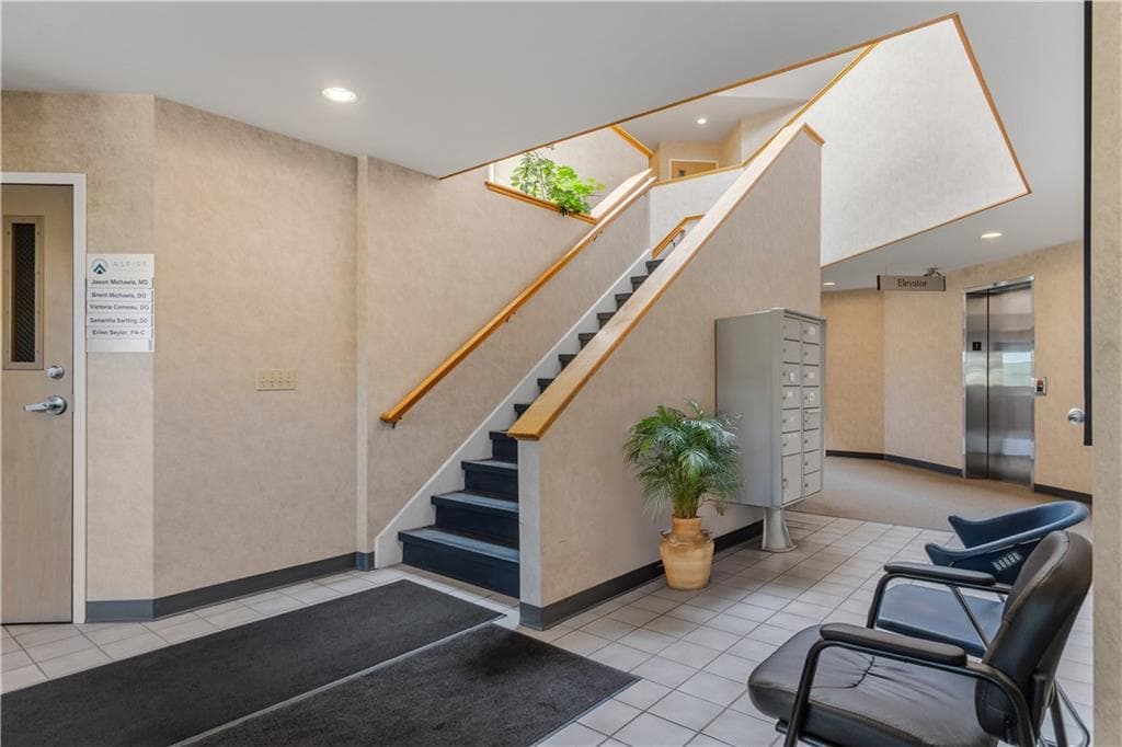 320 Phillips Street UNIT 201 photo 5