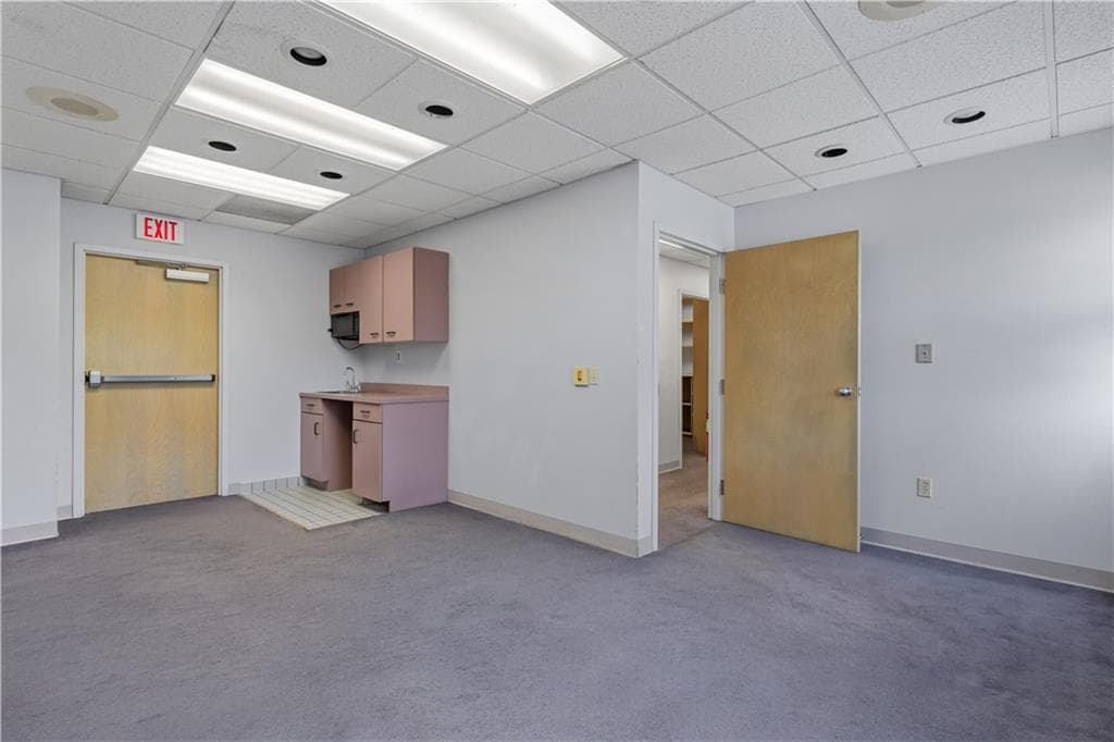320 Phillips Street UNIT 201 photo 11