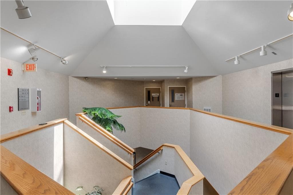320 Phillips Street UNIT 201 photo 39