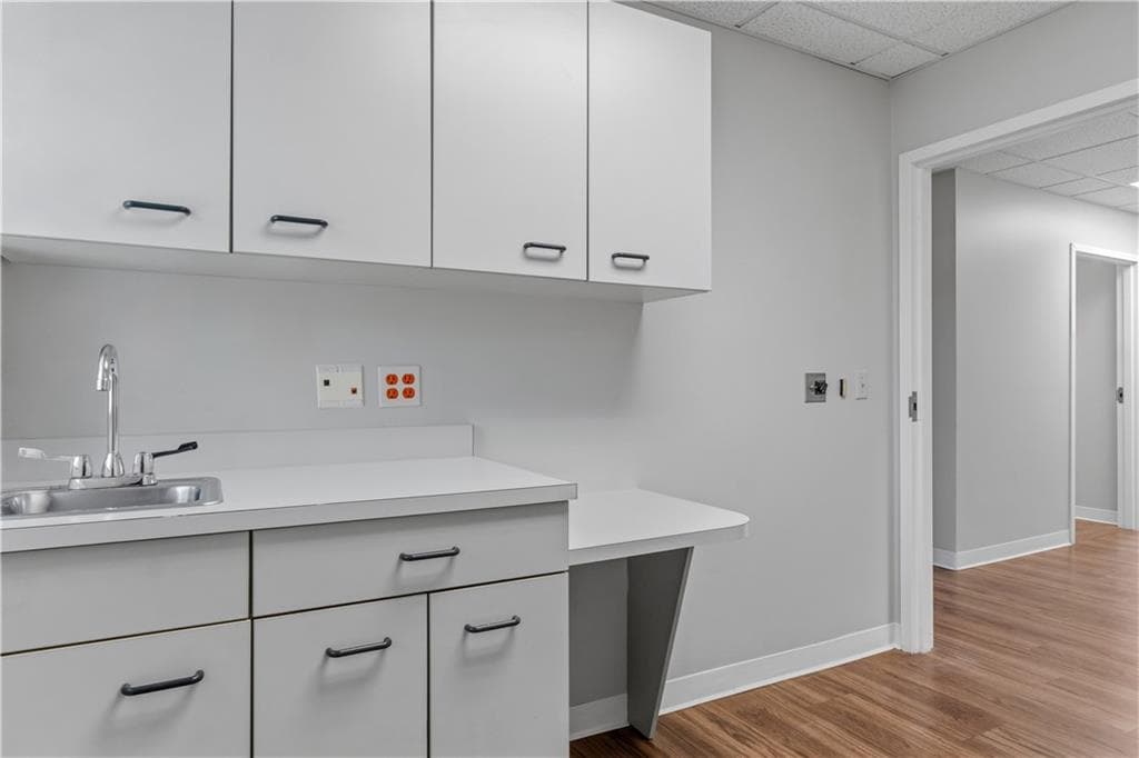 320 Phillips Street UNIT 201 photo 25