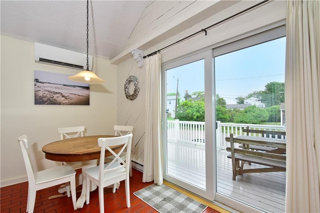 24 Redwood Drive photo 6