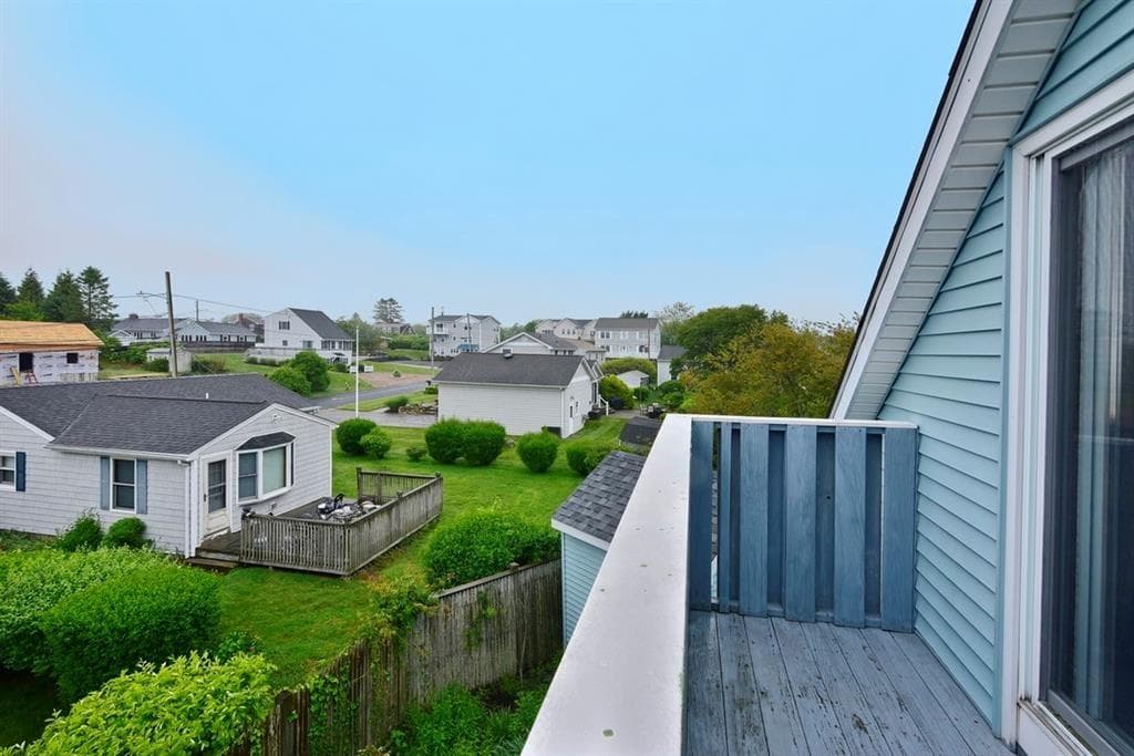 24 Redwood Drive photo 16